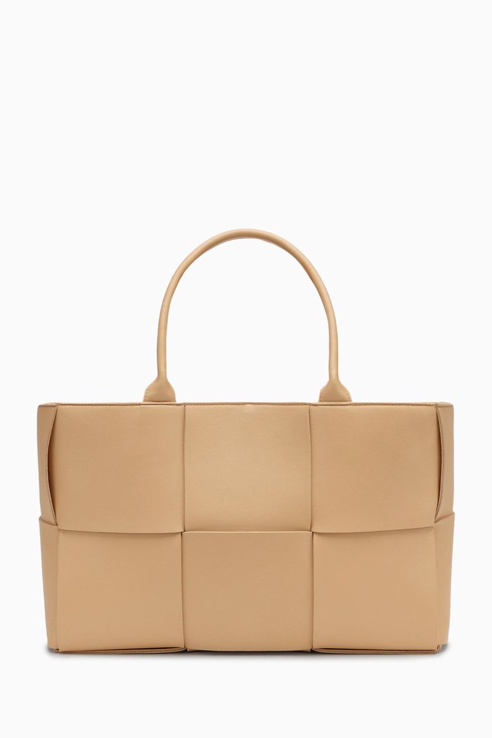 

Medium Arco Tote in Nappa, Neutral