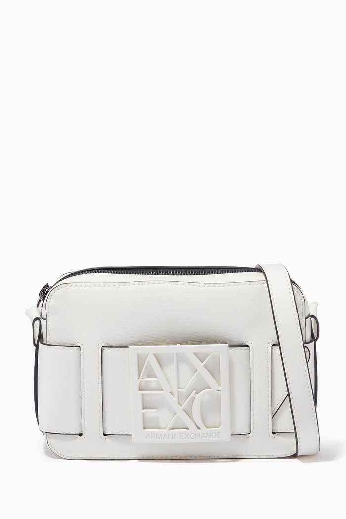 

AX Camera Bag in Faux Leather, White