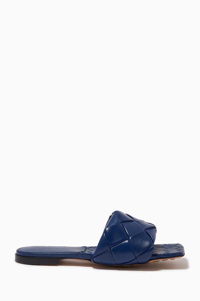 Lido Flat Sandals in Intrecciato Nappa, Blue