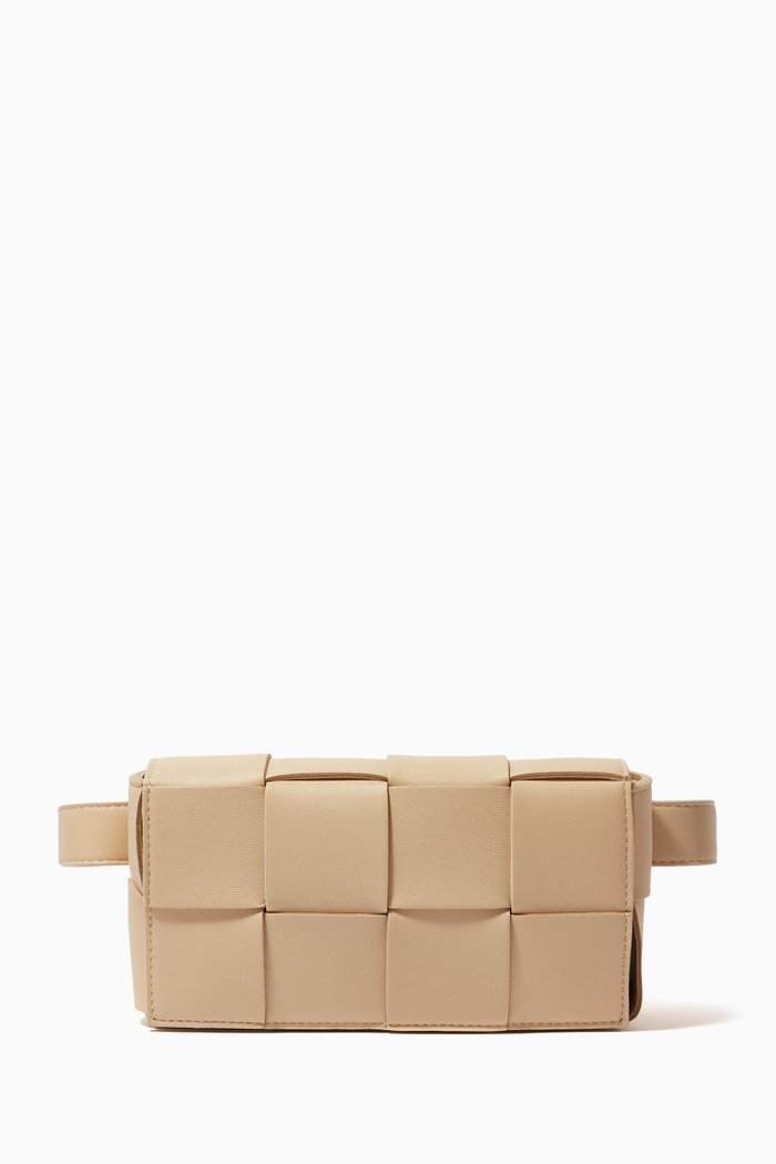 

Cassette Mini Belt Bag in Intrecciato Nappa, Neutral