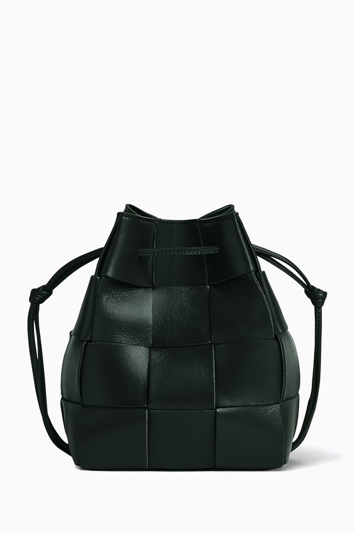 

Small Cassette Bucket Bag in Intrecciato Leather, Green