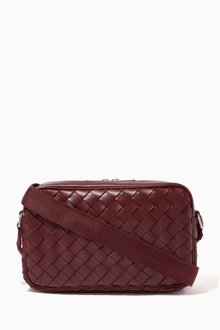 

Small Camera Bag in Intrecciato Leather, Burgundy