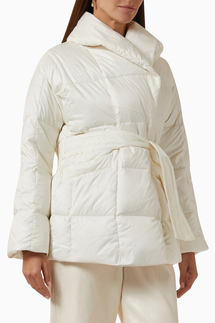 

Scandio Quilted Jacket in Water-repellent Fabric, White