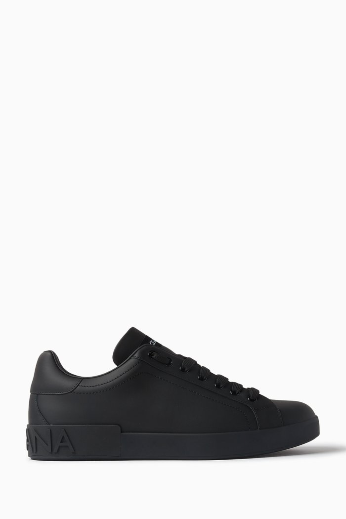 

Low Top Sneakers in Leather, Black