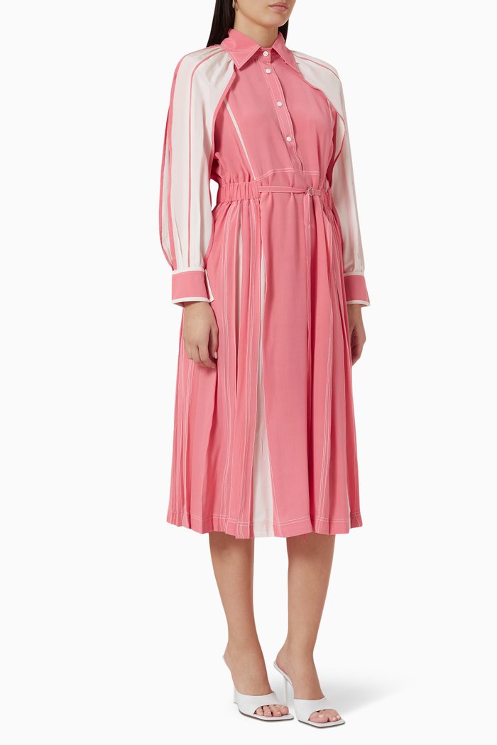 

Overlay Sleeves Pleated Dress in Silk, Pink