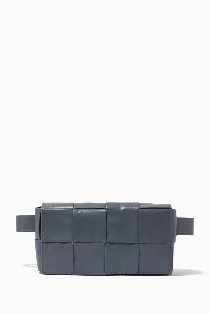 

Cassette Belt Bag in Intrecciato Leather, Grey