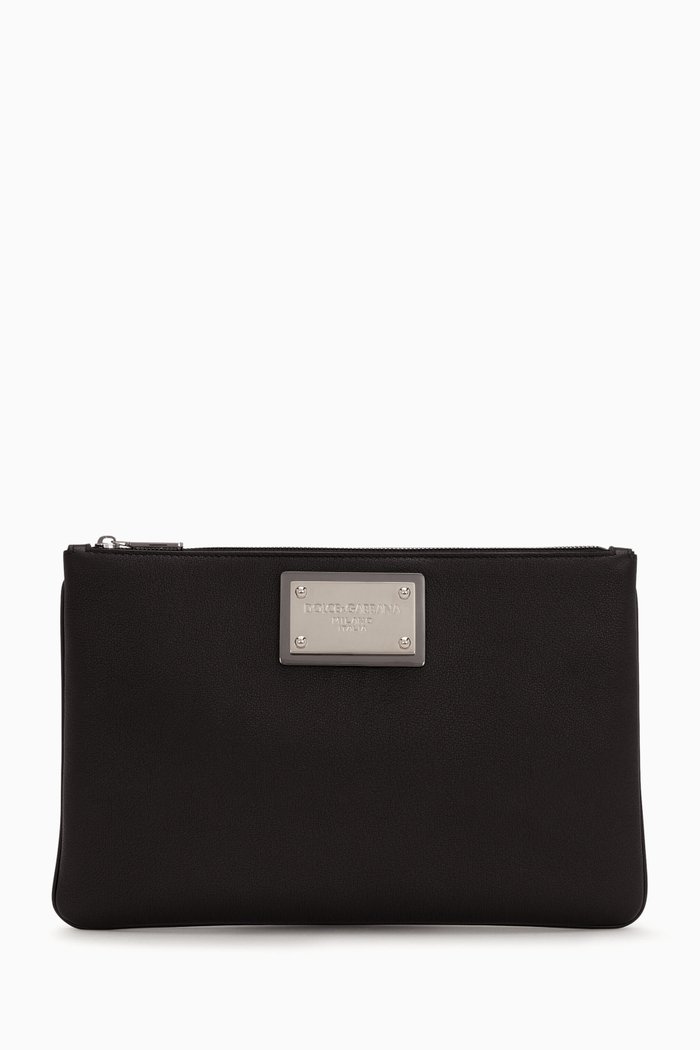 

Logo Plaque Pouch in Grainy Calfskin, Black