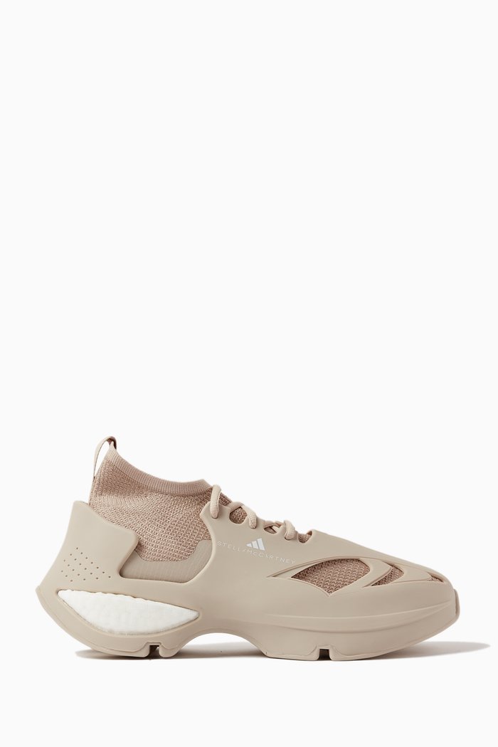 

x Stella McCartney Run Sneakers in Synthetic, Neutral