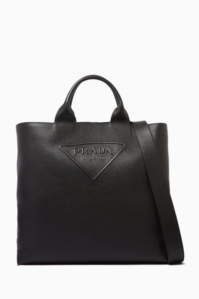 

Embossed Logo Tote Bag in Leather, Black
