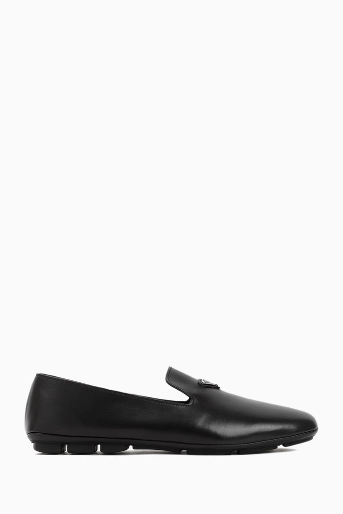 Triangle Logo Loafers in Leather, Black