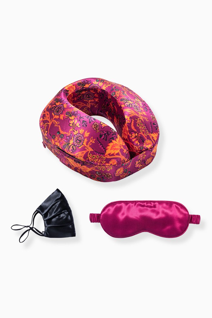 

Silk Frequent Flyer Set - Wanderlust, Multicolour