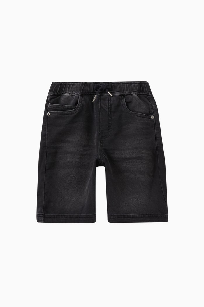 

Ali Jeans Shorts in Denim, Black