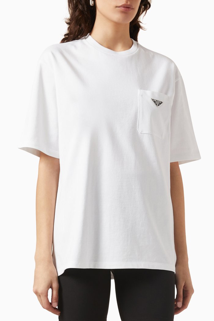 

Logo Patch Pocket T-shirt in Jersey, White
