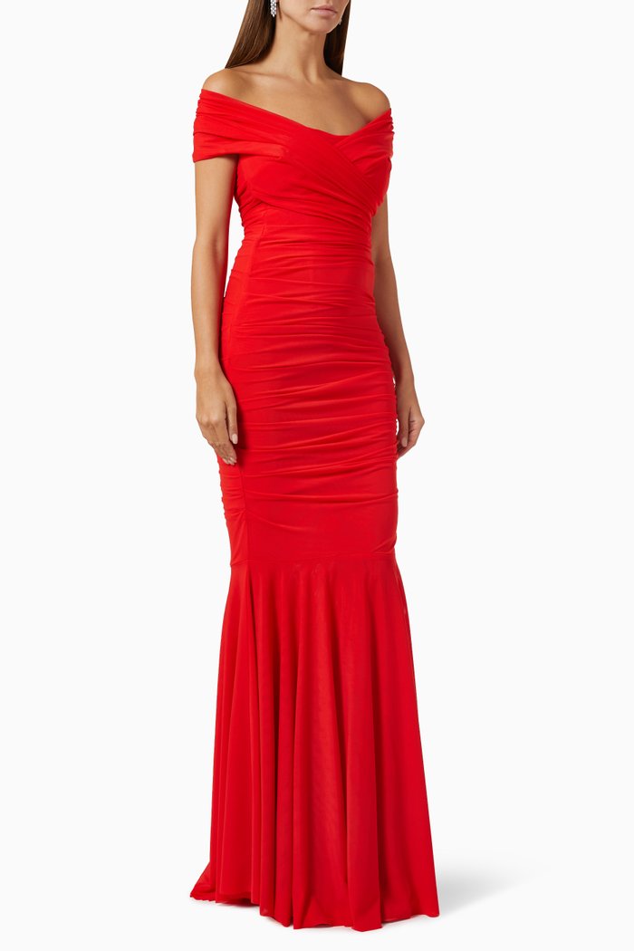 

Off-shoulder Mermaid Gown in Stretch-tulle, Red