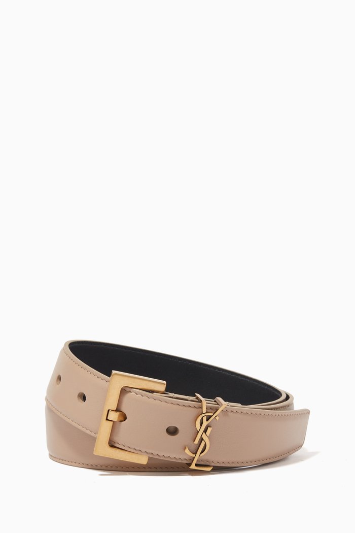 

Cassandre Square Buckle Belt in Leather, Neutral