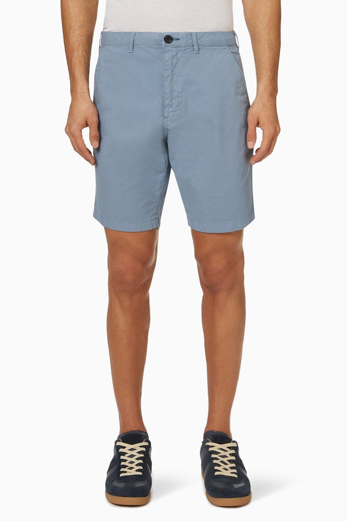 

Chino Shorts in Cotton, Blue