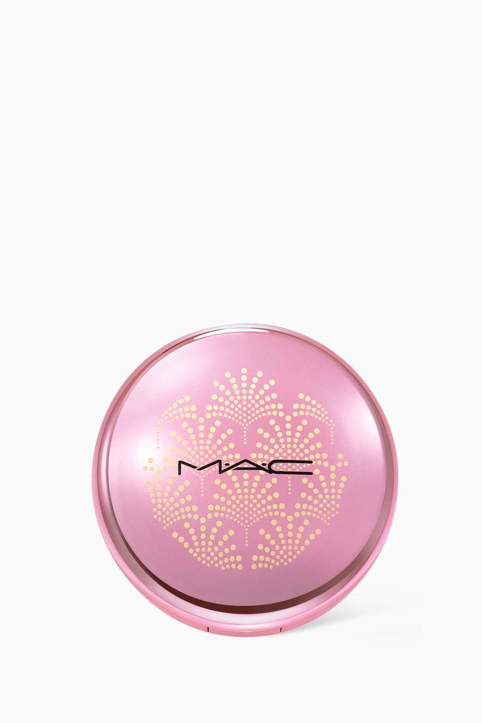 

Wrapped In Gold Extra Dimension Skinfinish Highlighter, 9g, Colourless