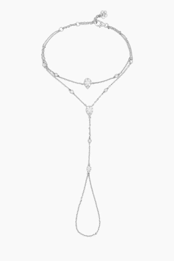 

Diamond Hand Chain in 18kt White Gold