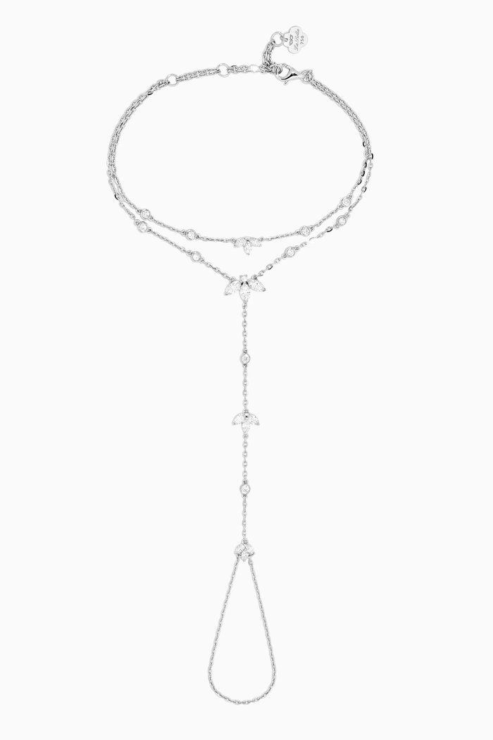 

Diamond Hand Chain in 18kt White Gold