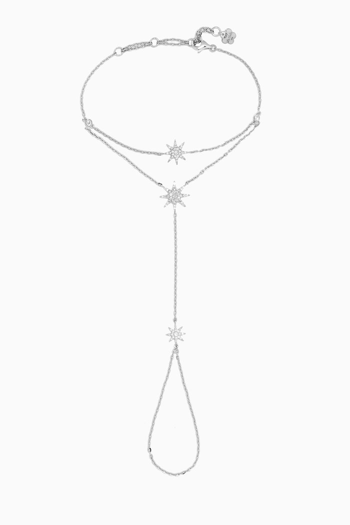 

Diamond Hand Chain in 18kt White Gold