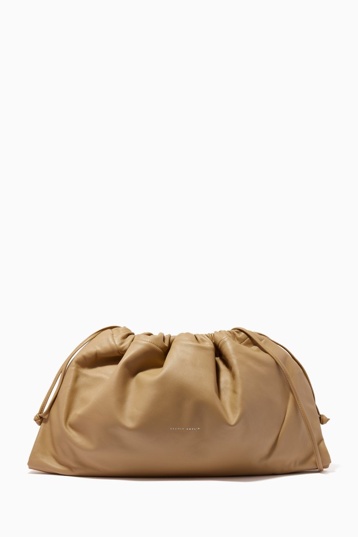 

Maxi Drawstring Clutch in Leather, Neutral