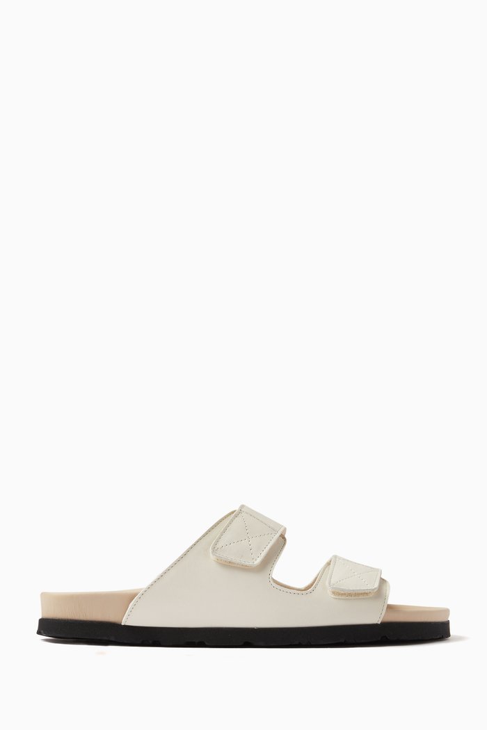 

Logo Sandals in Leather, Neutral
