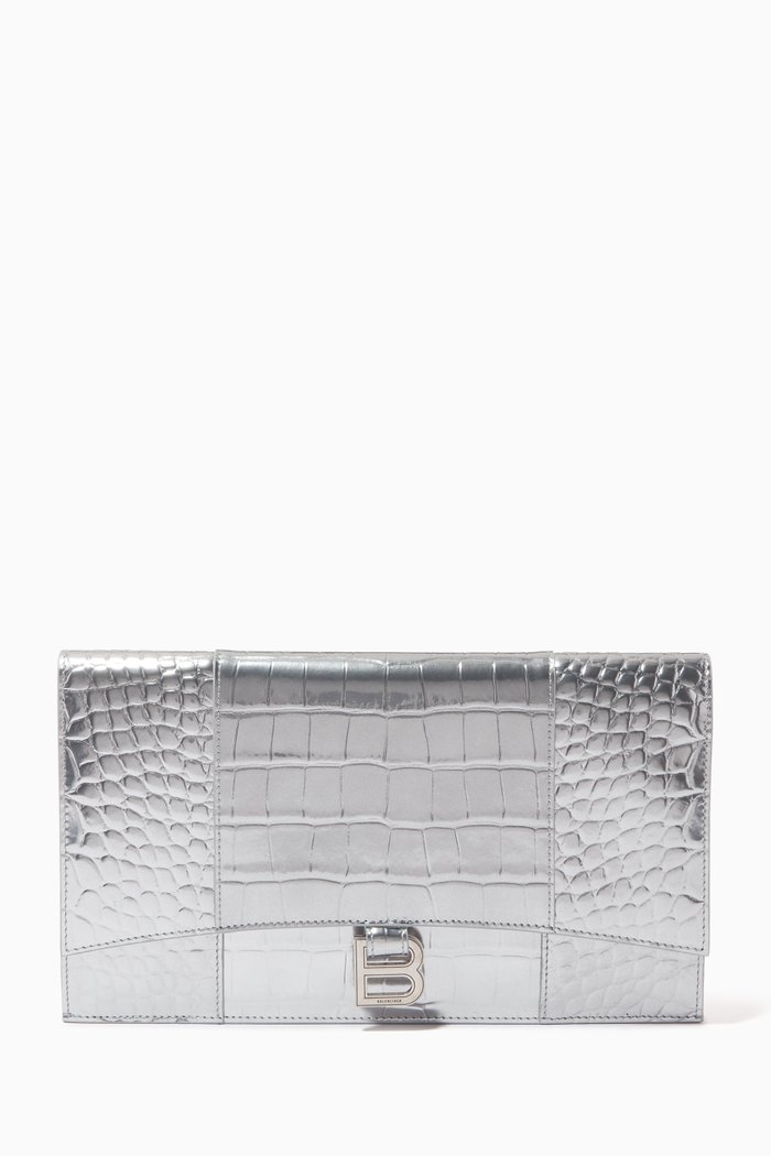 

Hourglass Flat Pouch in Shiny Croc-embossed Leather, Silver