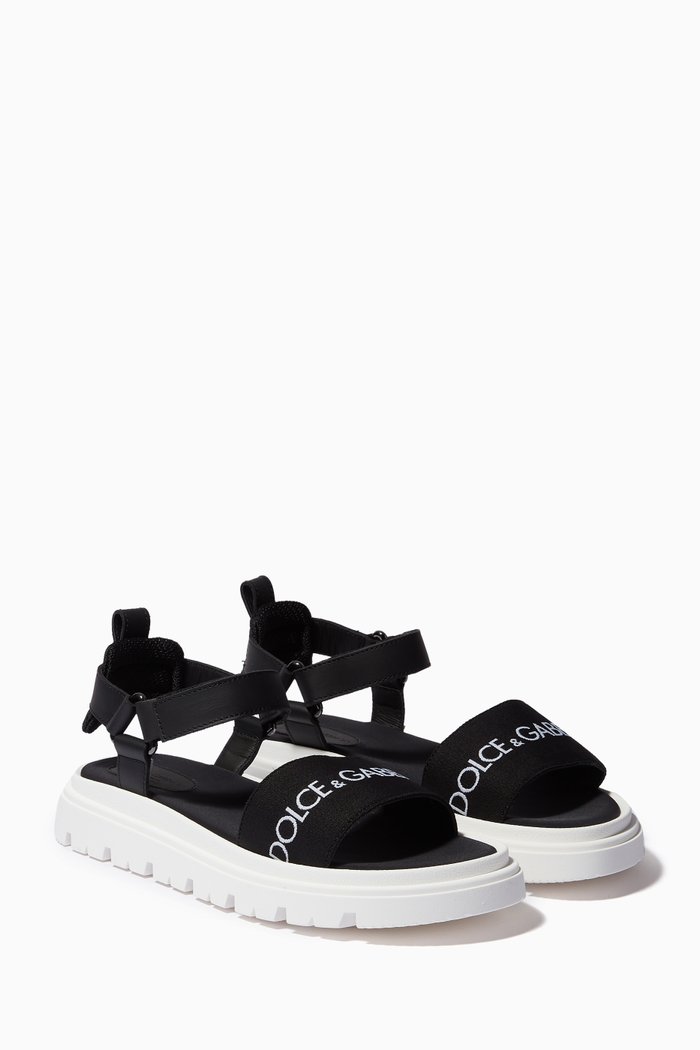 

Essential Sandals in Leather, Black