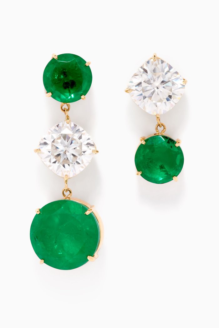 

Mismatched White Topaz Emerald Drop Earrings in 18kt Yellow Gold