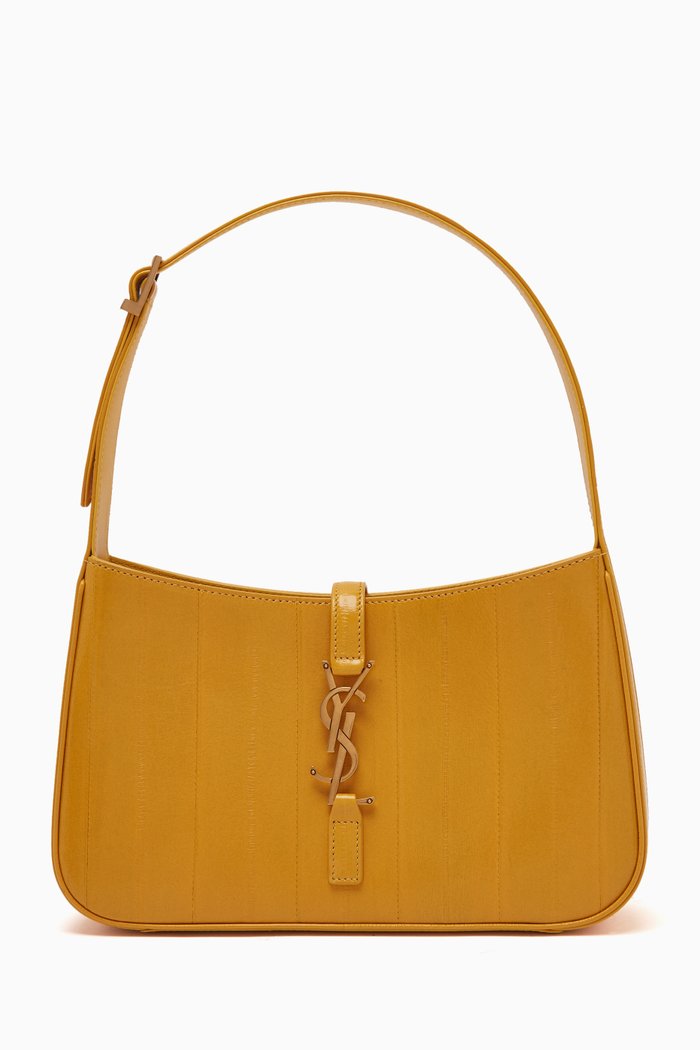 

Le 5 À 7 Hobo Bag in Eel, Yellow