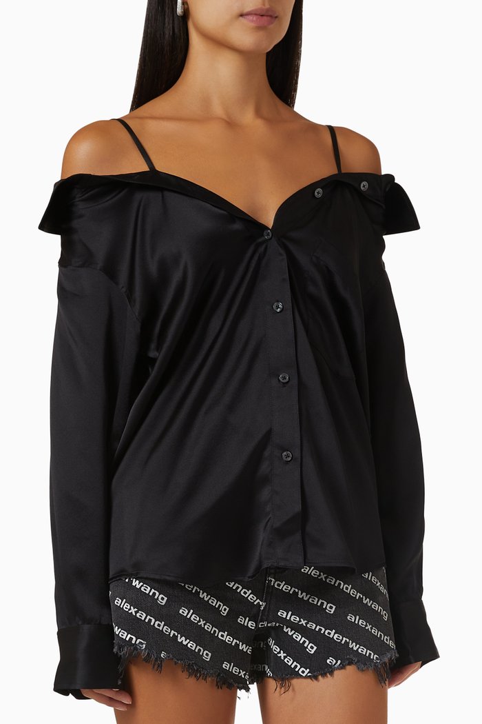 

Off-shoulder Boyfriend Shirt in Silk, Black