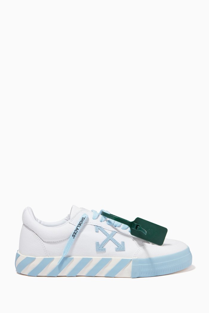 

Low Vulcanized Sneakers in Canvas, Blue