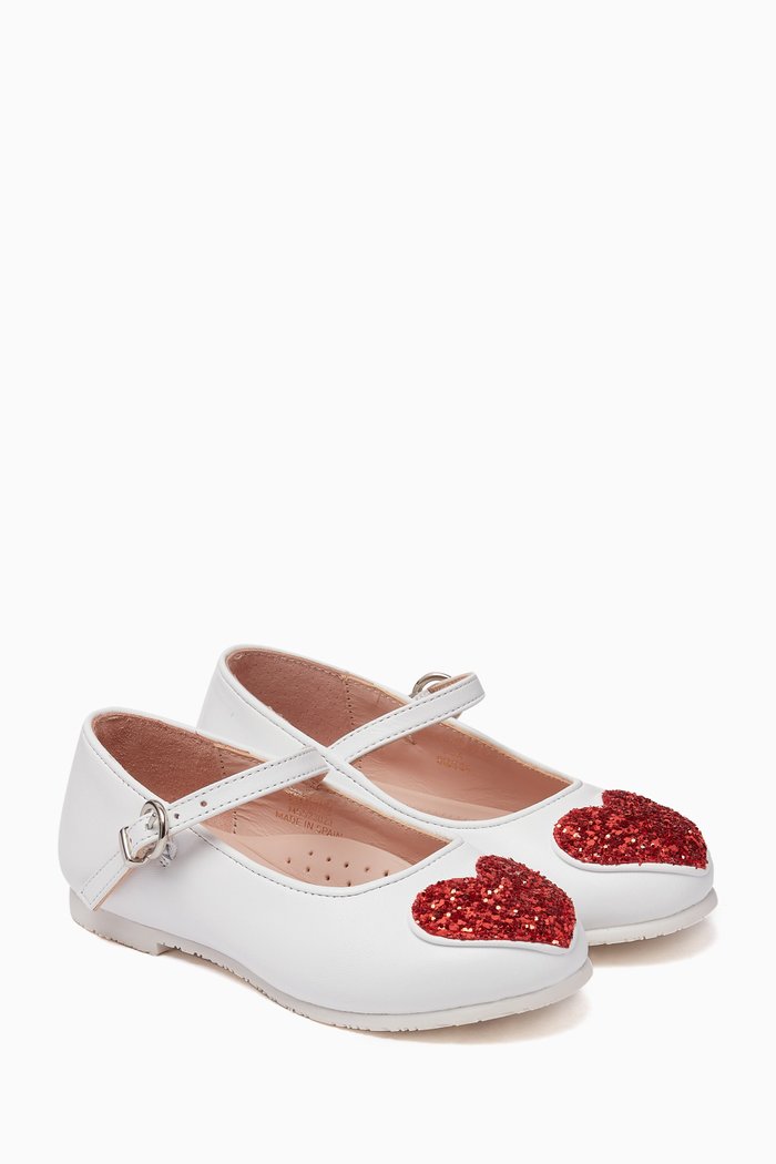 

Amora Heart Flats in Leather, White
