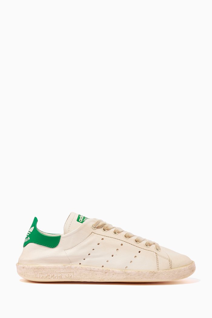 

x adidas Stan Smith Worn-out Shoes in Leather, Neutral