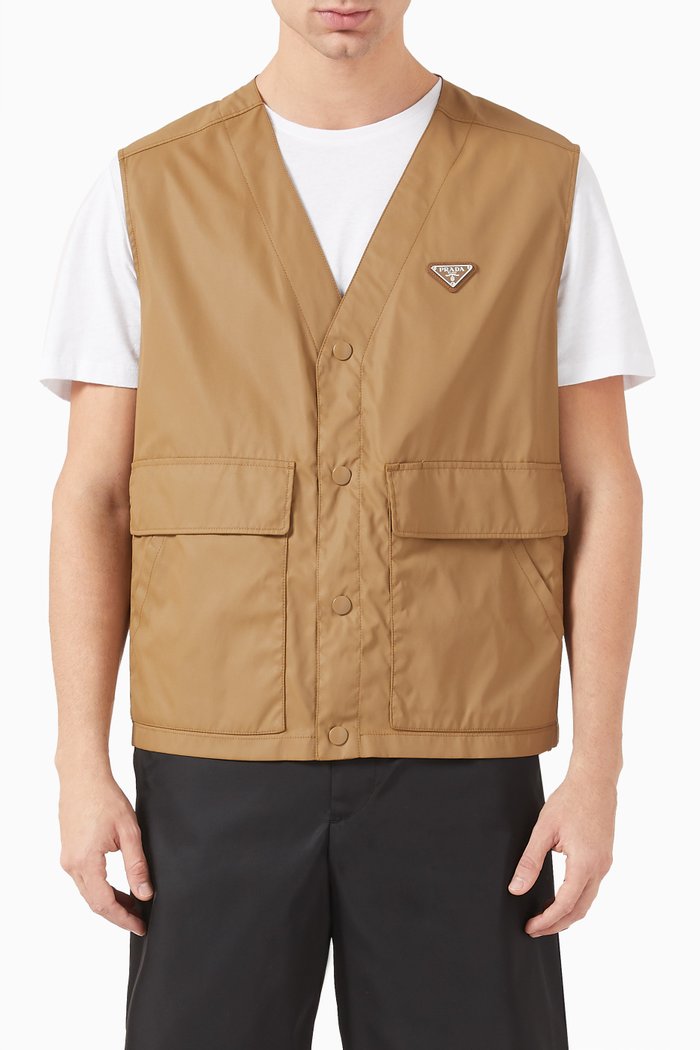 

Fisherman's Gilet in Re-Nylon, Brown