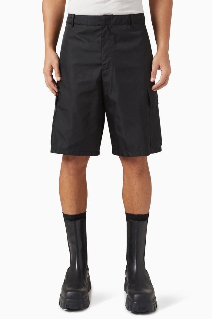 

Logo Cargo Shorts in Re-Nylon, Black