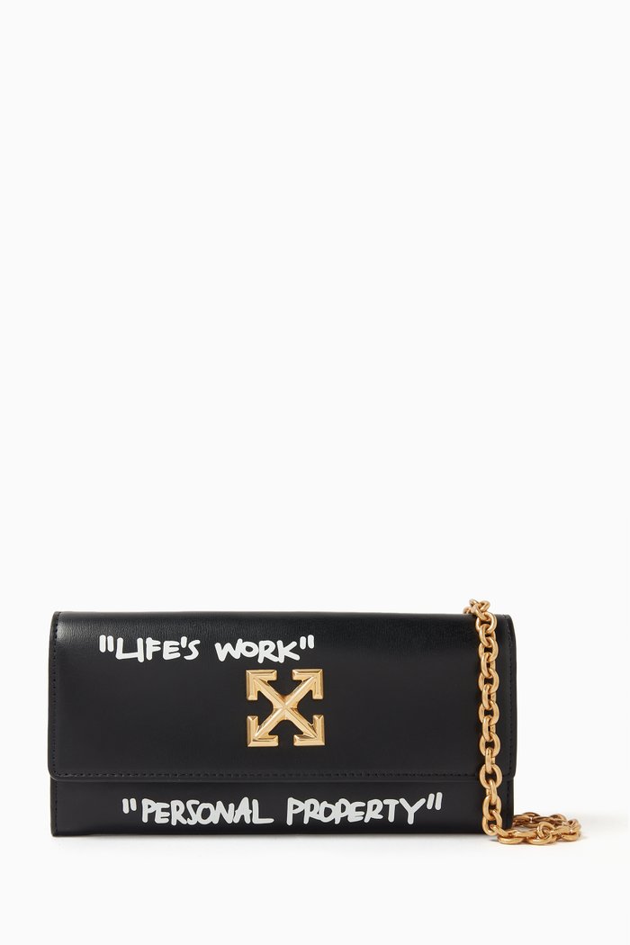 

Jitney Quote Wallet on Chain in Leather, Black