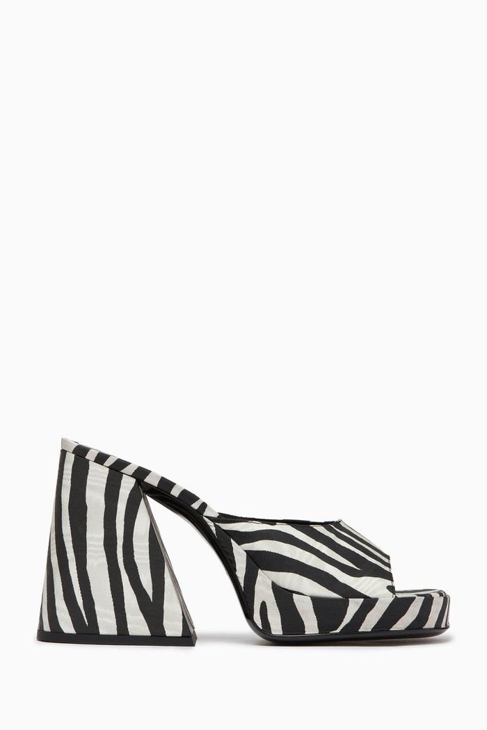 

Slice Chunky Platforms in Goat Leather, Black
