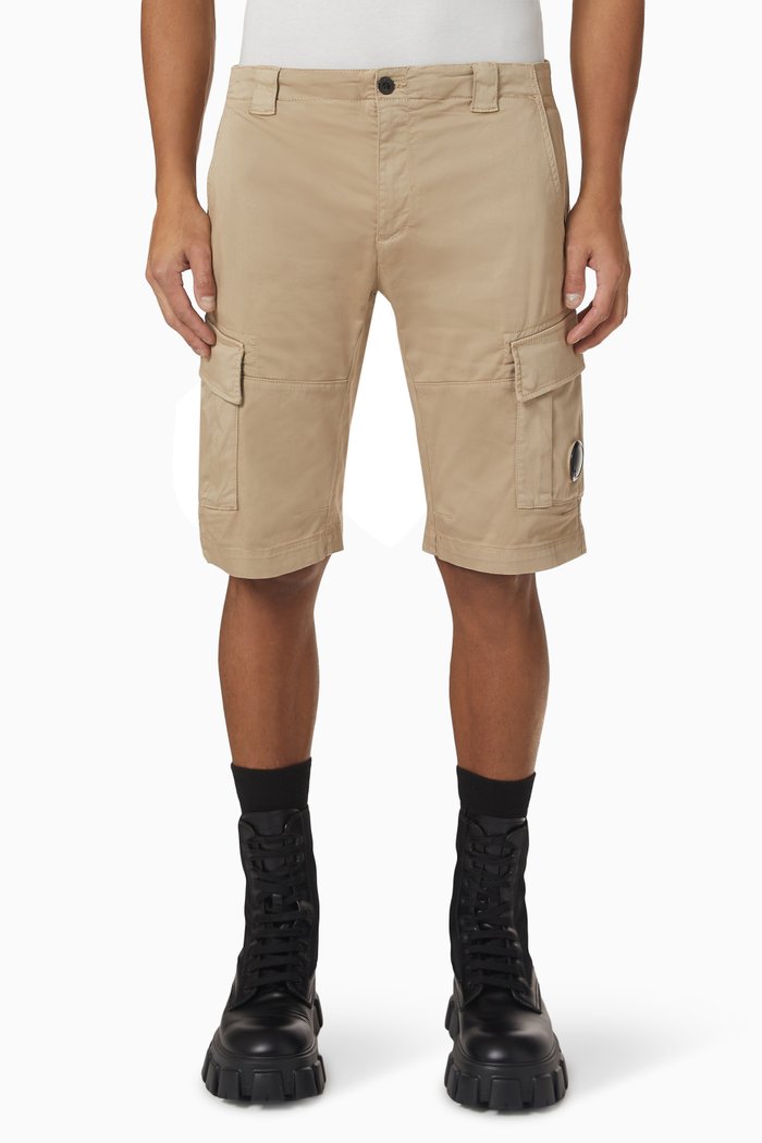 

Cargo Shorts in Cotton Stretch Sateen, Neutral