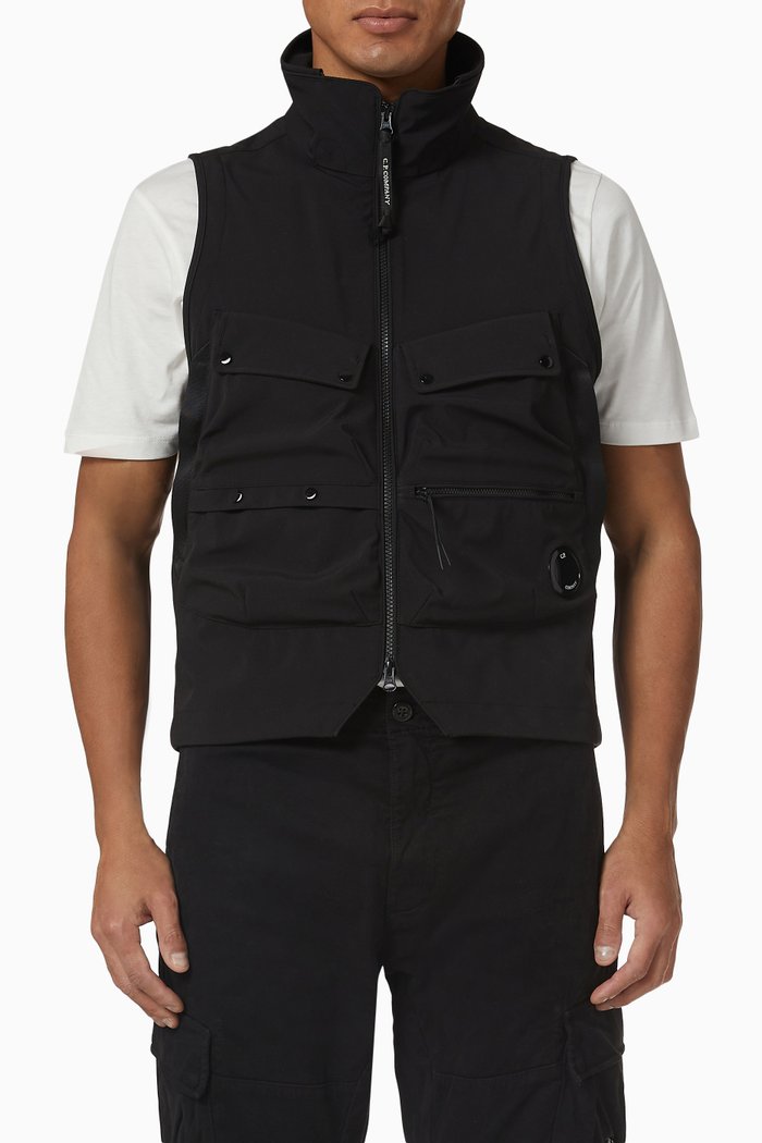 

C.P. Shell-R vest in Technical Nylon, Black