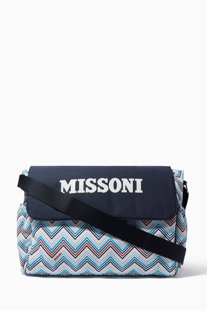 

Zig-zag Pattern Changing Bag, White