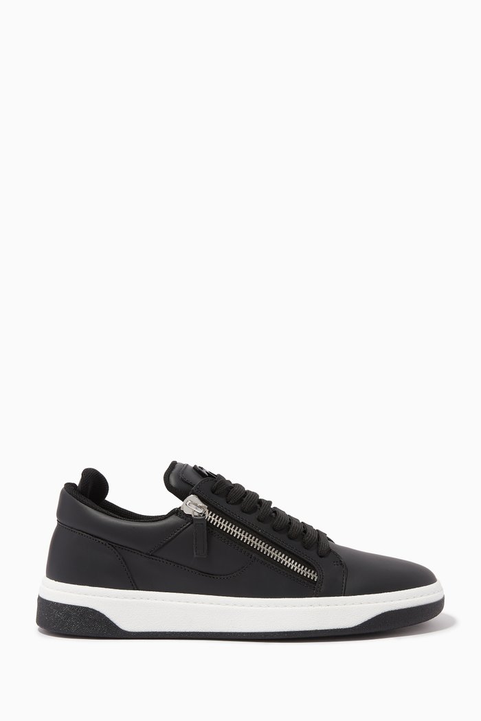 

GZ 94 Low-top Sneakers in Leather, Black
