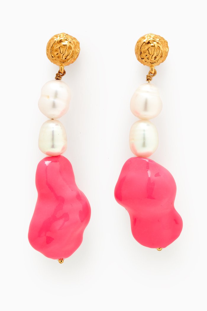 

Dangling Pearl Drop Earrings in Gold-plated Brass, Pink