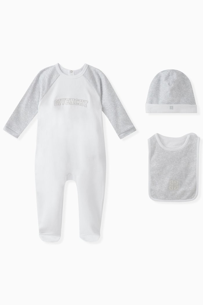 

Pyjama, Bib and Hat in Cotton, Set of Three, White