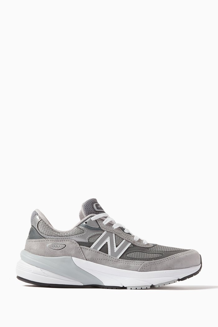 

Made in USA 990v6 Sneakers in Suede & Mesh, Grey