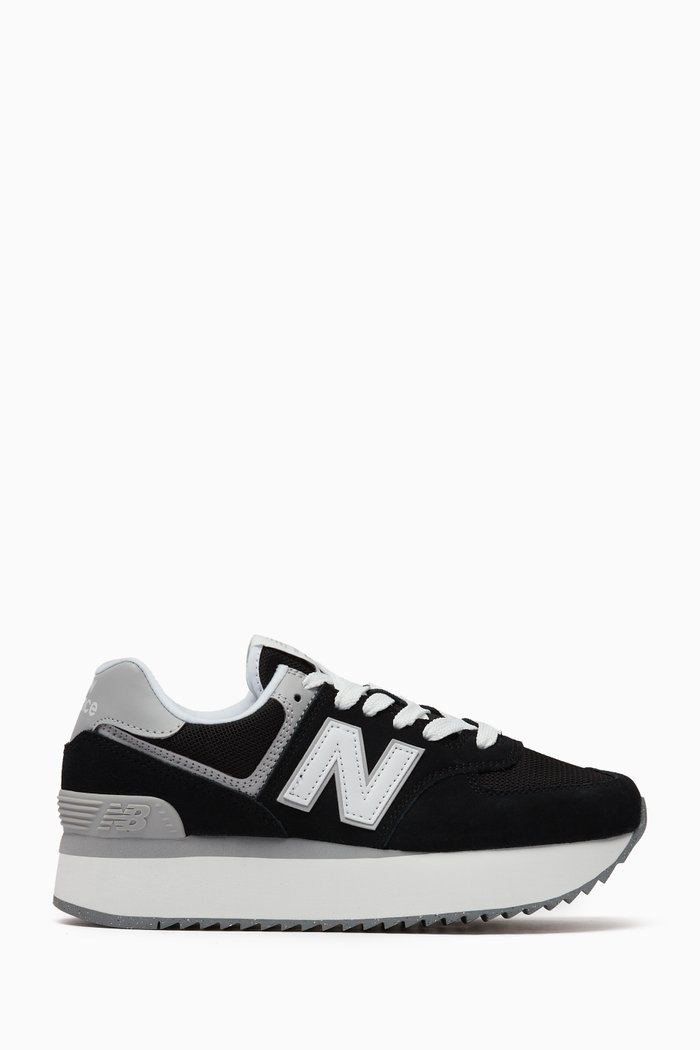 

574+ Low-top Chunky Sole Sneakers in Suede, Black