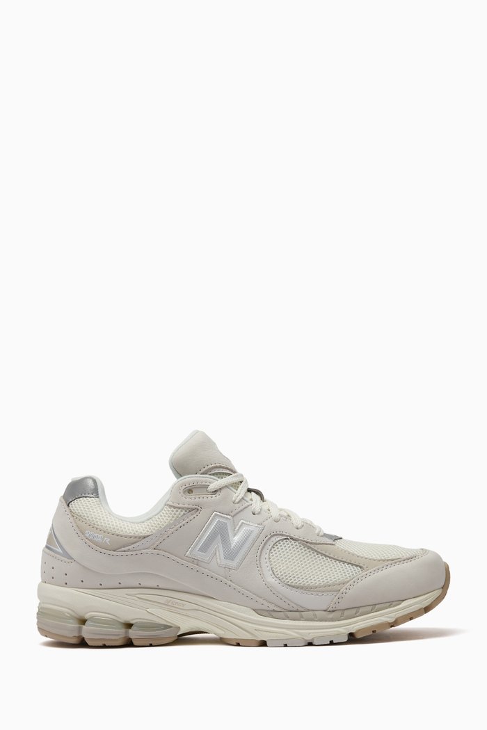

2022R Low-top Sneakers in Suede, White