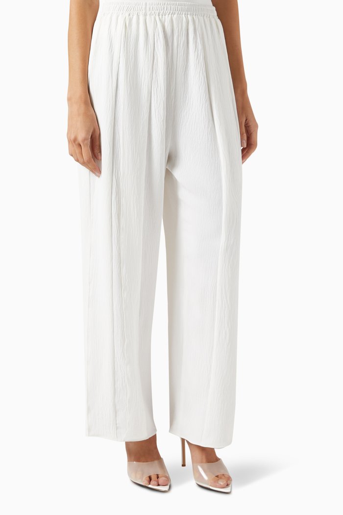 

Pleated Straight-fit Pants in Crepe, White