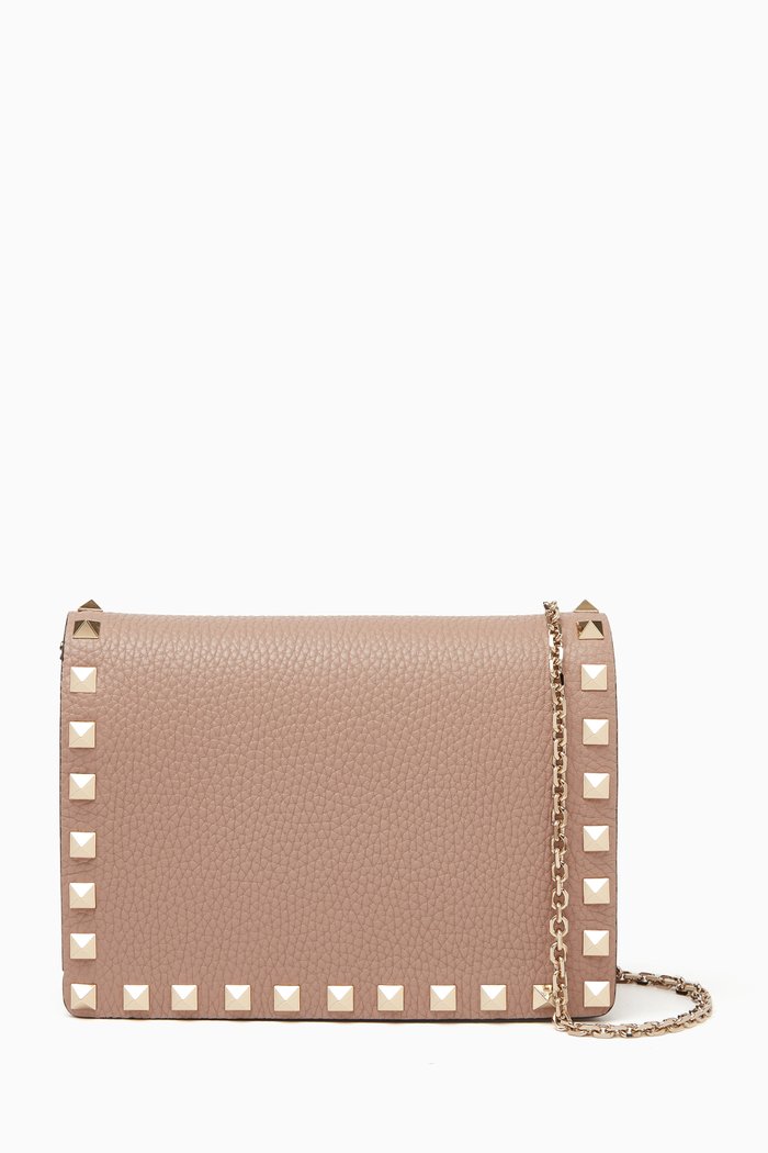 

Valentino Garavani Rockstud Wallet on Chain in Leather, Neutral
