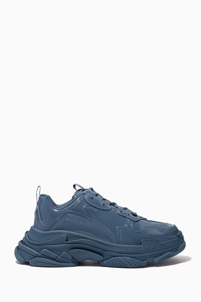 

Triple S Sneaker in Rubber, Blue